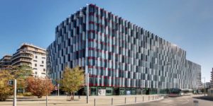 Lire la suite à propos de l’article Le Trapèze de Boulogne-Billancourt : l’écoquartier qui redéfinit la ville de demain