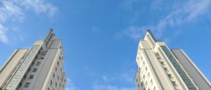 Lire la suite à propos de l’article Lyon : guide complet pour trouver le bureau idéal en 2025